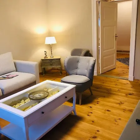 C Im Antika Apartament *