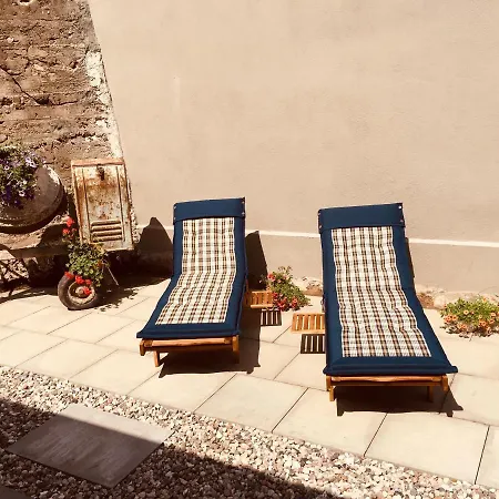 C Im Antika Apartament *